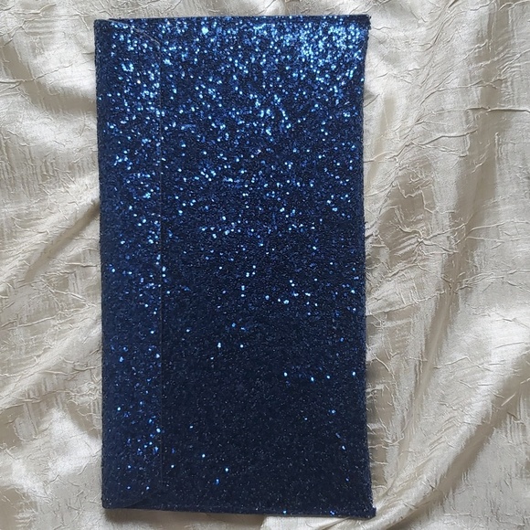 Estee Lauder glittery dark blue envelope clutch - Picture 2 of 6